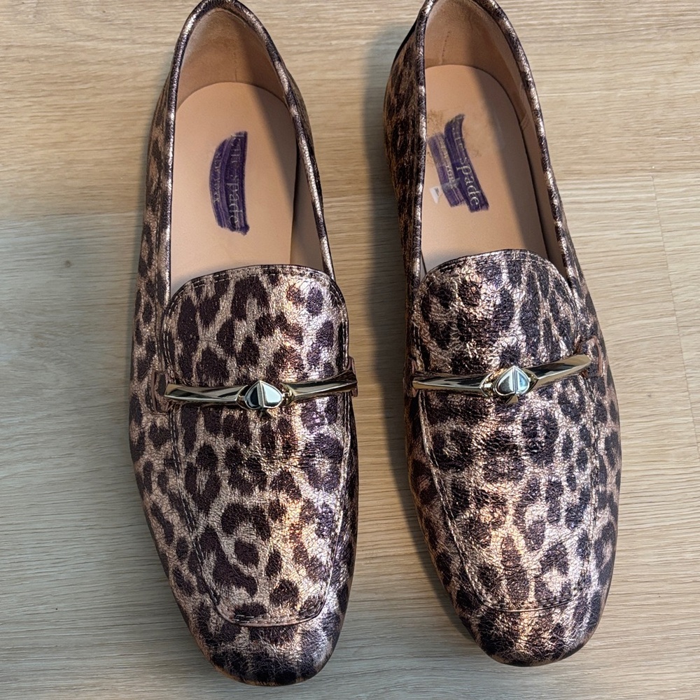 Kate Spade Leopard Print Flats with Gold Detail - Picture 1 of 7